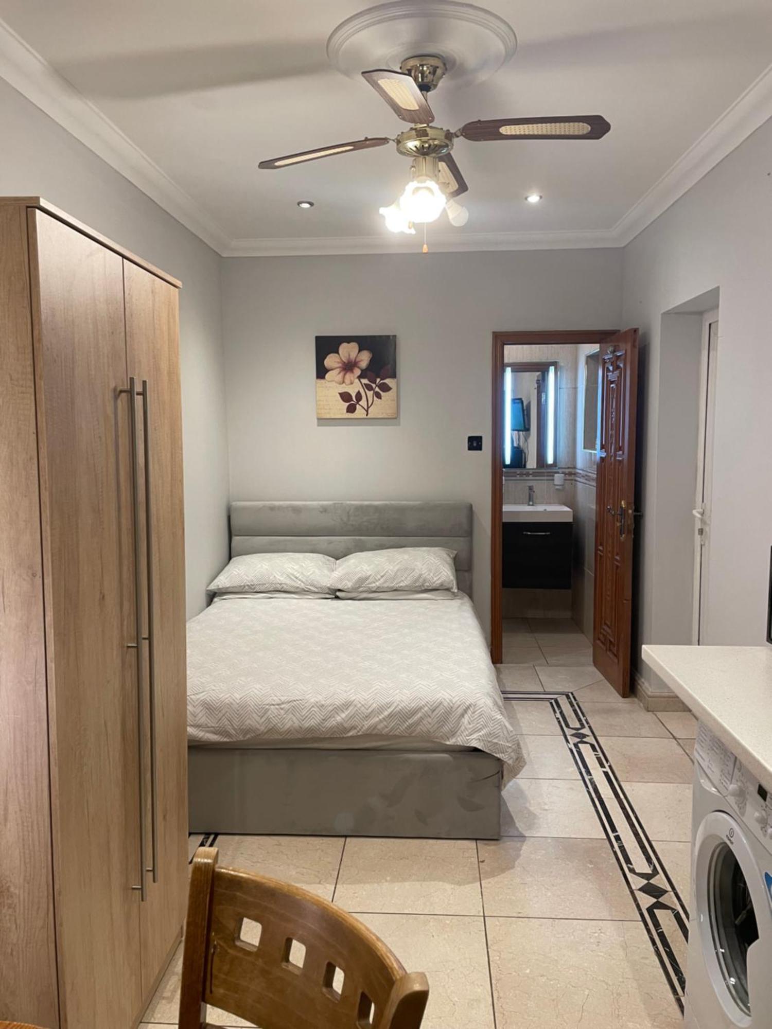 North London Studio Apartment 외부 사진